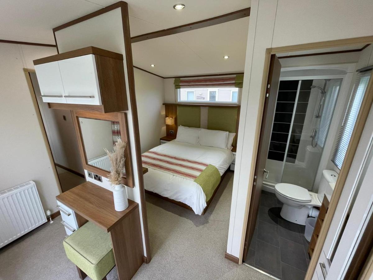 Golden Anchor - The Milano - Coastal Caravan Breaks Chapel Saint Leonards Buitenkant foto